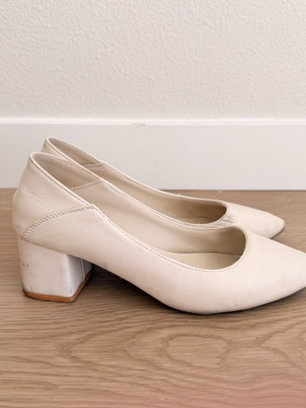 Cream Block Heel - Picture 5 of 5